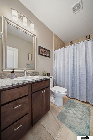 7272 Fuji Lane, Lincoln, NE 68516