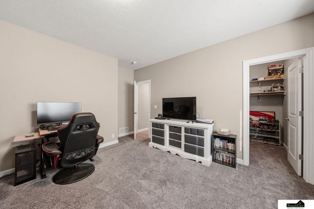 7272 Fuji Lane, Lincoln, NE 68516