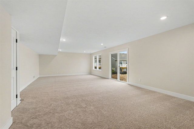 4904 Bethpage Drive, Comstock Park, MI 49321
