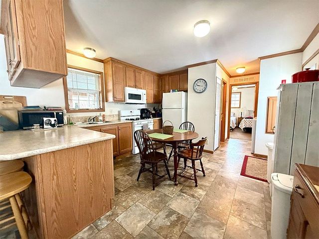 10 Sevigny Road, Castleton, VT 05735