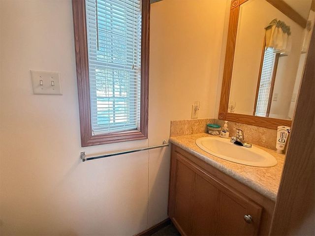 10 Sevigny Road, Castleton, VT 05735