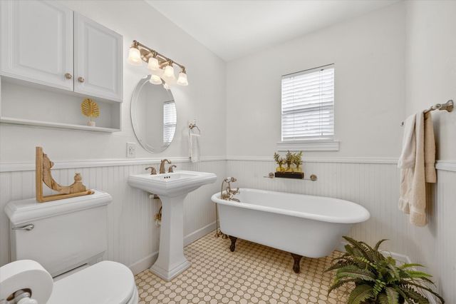 4029 Lovell Avenue, Fort Worth, TX 76107