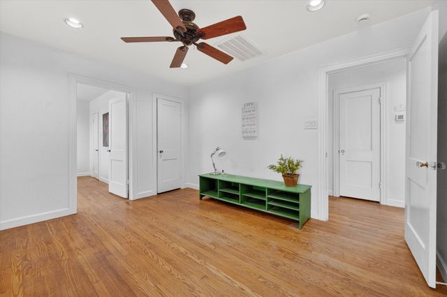 4029 Lovell Avenue, Fort Worth, TX 76107