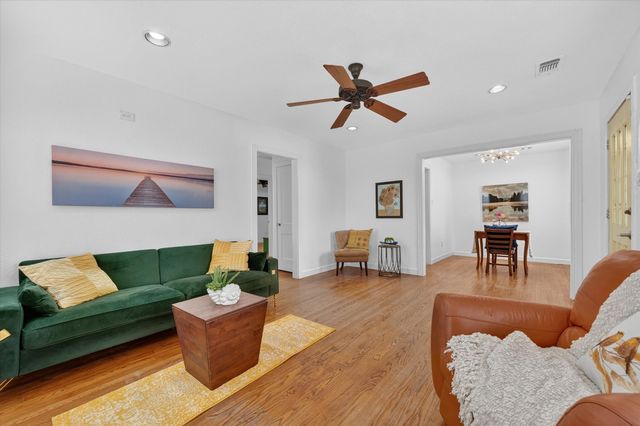 4029 Lovell Avenue, Fort Worth, TX 76107