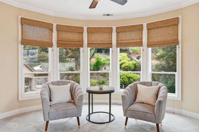 80 Whittington Dr, Newcastle, CA 95658