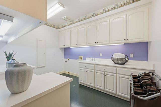 80 Whittington Dr, Newcastle, CA 95658