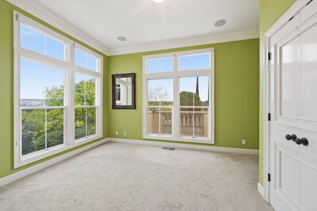 80 Whittington Dr, Newcastle, CA 95658