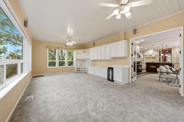 80 Whittington Dr, Newcastle, CA 95658