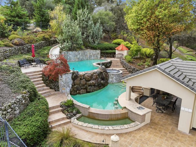 80 Whittington Dr, Newcastle, CA 95658