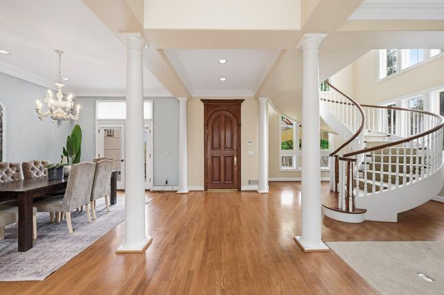 80 Whittington Dr, Newcastle, CA 95658