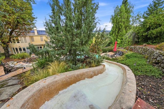 80 Whittington Dr, Newcastle, CA 95658