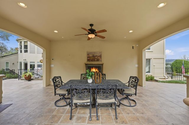 80 Whittington Dr, Newcastle, CA 95658