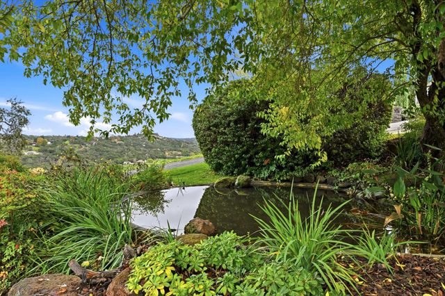 80 Whittington Dr, Newcastle, CA 95658