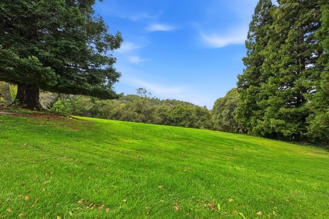 80 Whittington Dr, Newcastle, CA 95658