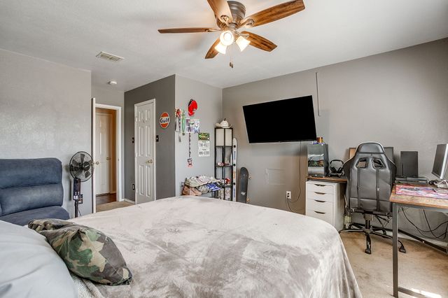 1013 Hidden Lake Drive, Burleson, TX 76028