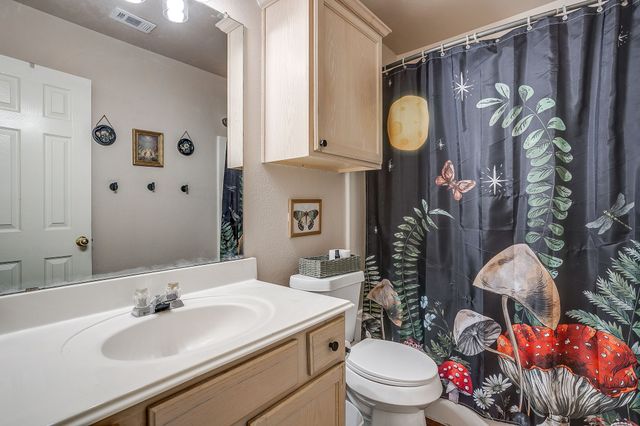 1013 Hidden Lake Drive, Burleson, TX 76028