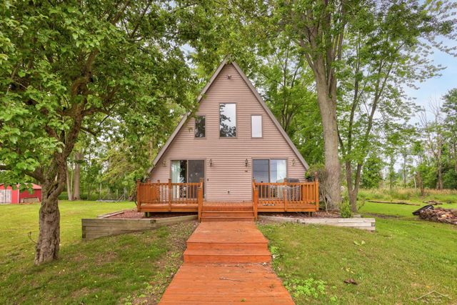 5196 Beachwood Drive, Standish, MI 48658