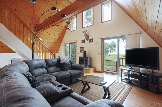 5196 Beachwood Drive, Standish, MI 48658