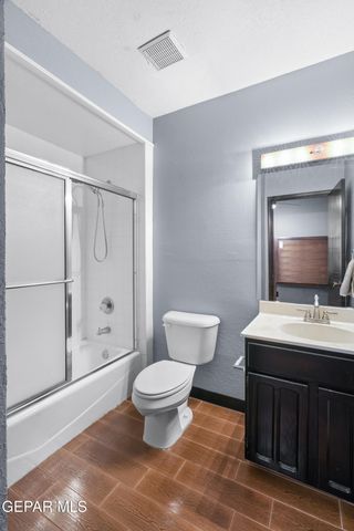 4614 N Stanton Street F38, El Paso, TX 79902