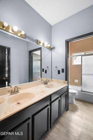4614 N Stanton Street F38, El Paso, TX 79902