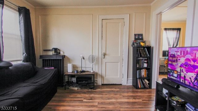 222 Weequahic Ave, Newark City, NJ 07112