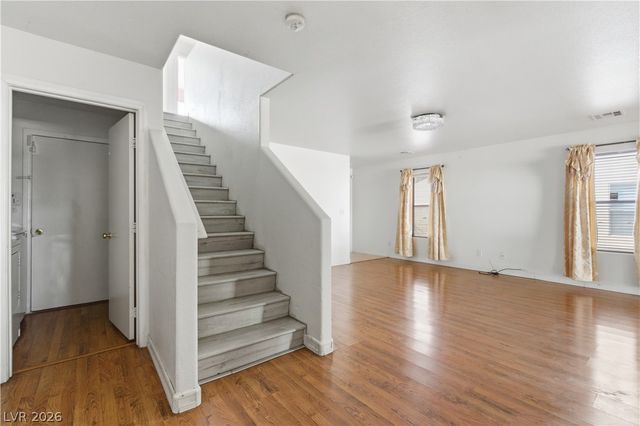 5362 Walcott Drive, Las Vegas, NV 89118