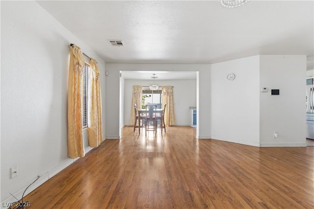 5362 Walcott Drive, Las Vegas, NV 89118