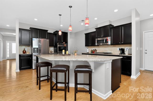 17320 Belmont Stakes Lane, Charlotte, NC 28278