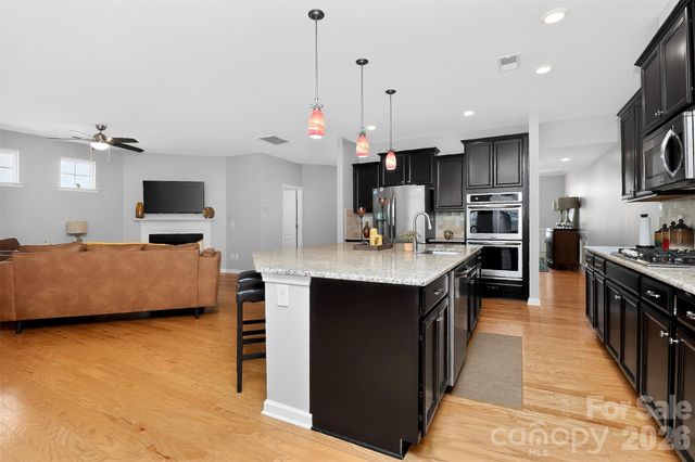 17320 Belmont Stakes Lane, Charlotte, NC 28278