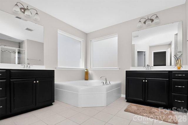 17320 Belmont Stakes Lane, Charlotte, NC 28278