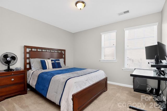 17320 Belmont Stakes Lane, Charlotte, NC 28278