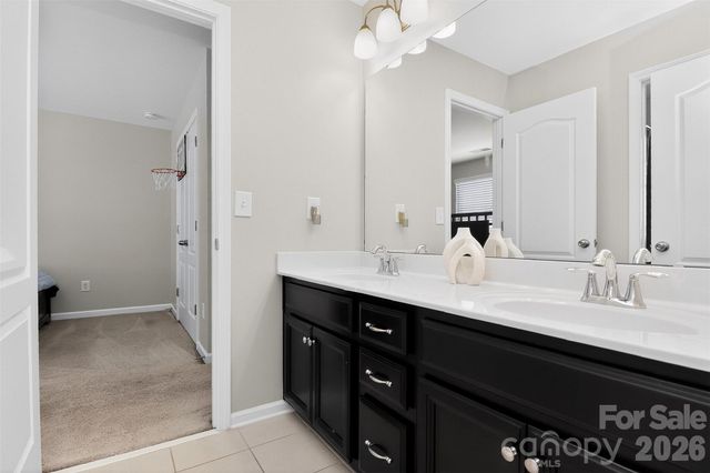 17320 Belmont Stakes Lane, Charlotte, NC 28278