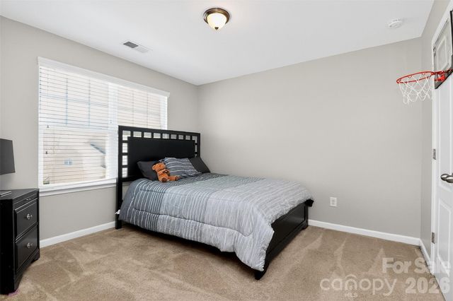 17320 Belmont Stakes Lane, Charlotte, NC 28278