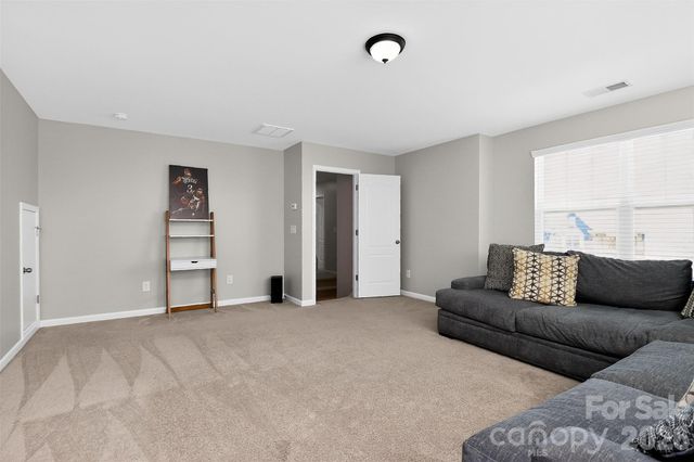 17320 Belmont Stakes Lane, Charlotte, NC 28278