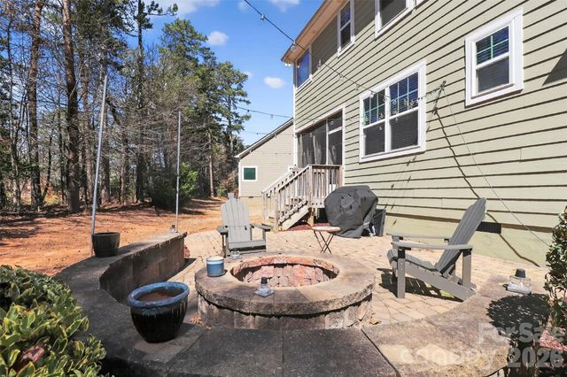 17320 Belmont Stakes Lane, Charlotte, NC 28278