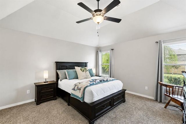 9040 NW 119th Street, Yukon, OK 73099