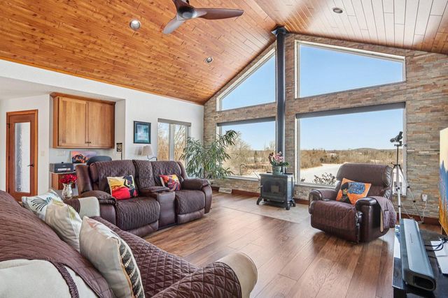 W9160 Deer ROAD, Cascade, WI 53011