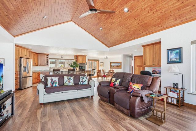 W9160 Deer ROAD, Cascade, WI 53011