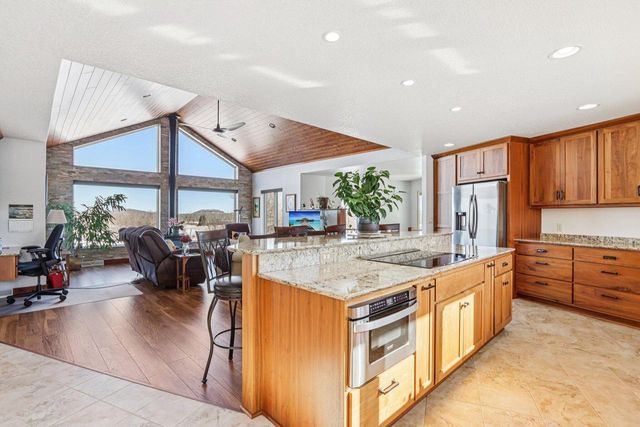 W9160 Deer ROAD, Cascade, WI 53011