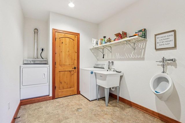W9160 Deer ROAD, Cascade, WI 53011