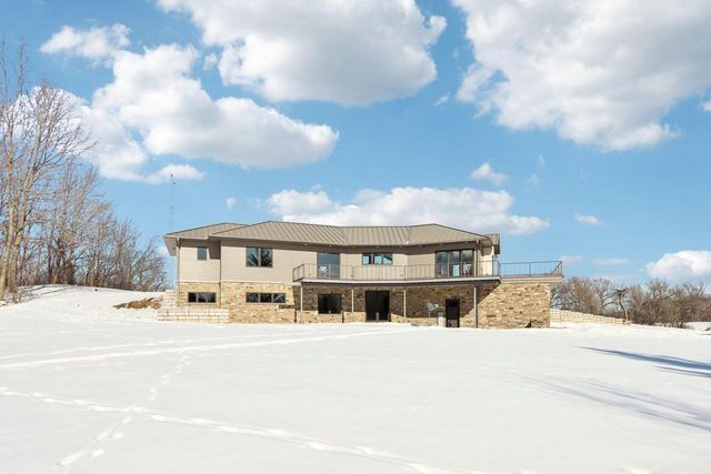 W9160 Deer ROAD, Cascade, WI 53011