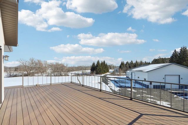 W9160 Deer ROAD, Cascade, WI 53011