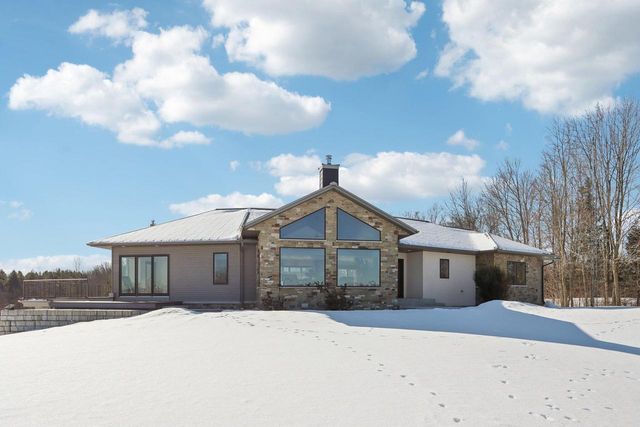 W9160 Deer ROAD, Cascade, WI 53011