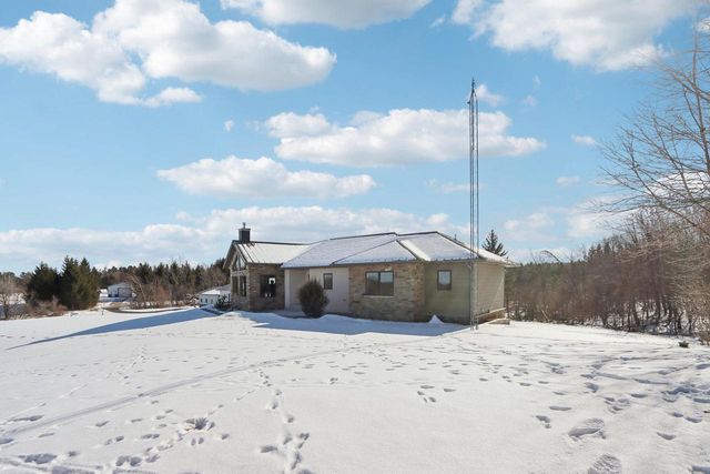 W9160 Deer ROAD, Cascade, WI 53011