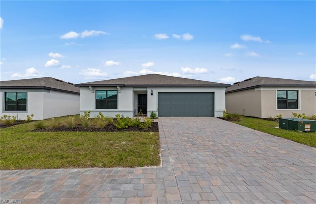 1005 Caloosa Breeze DR, LABELLE, FL 33935 — photo 2