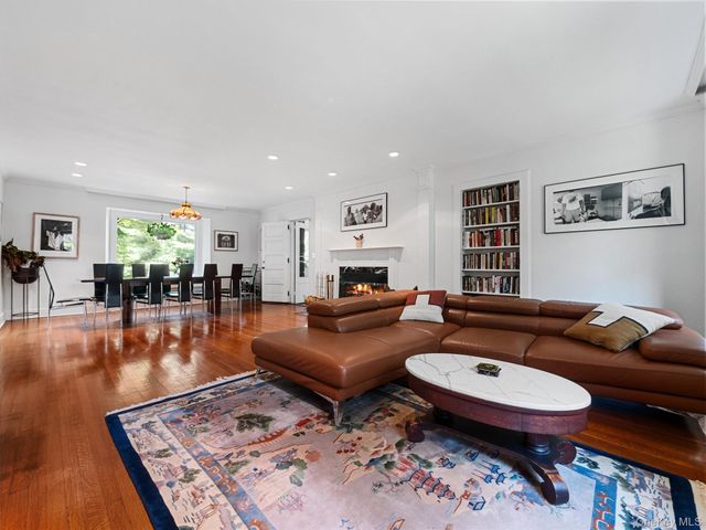 1 Finnegan Lane, Montebello, NY 10901