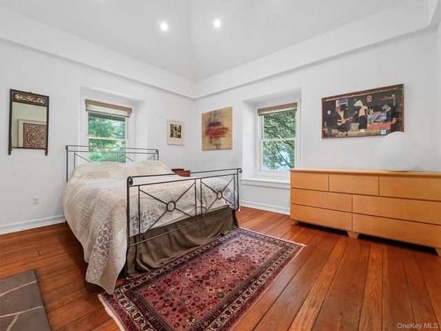 1 Finnegan Lane, Montebello, NY 10901