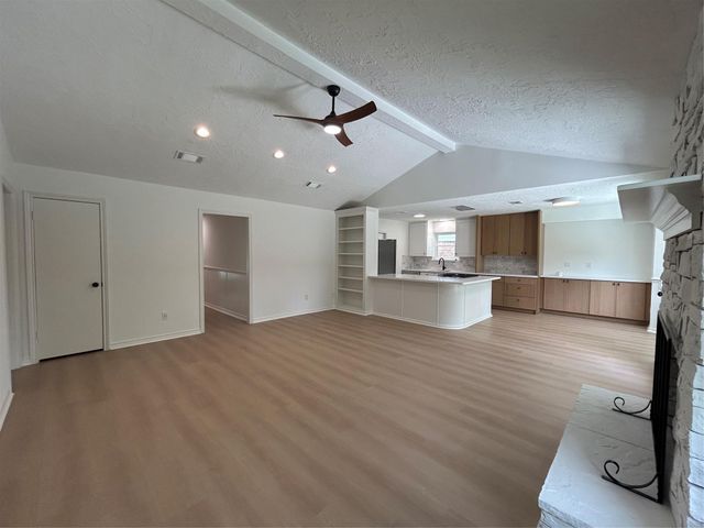 12118 Dorrance Lane, The Meadows, TX 77477