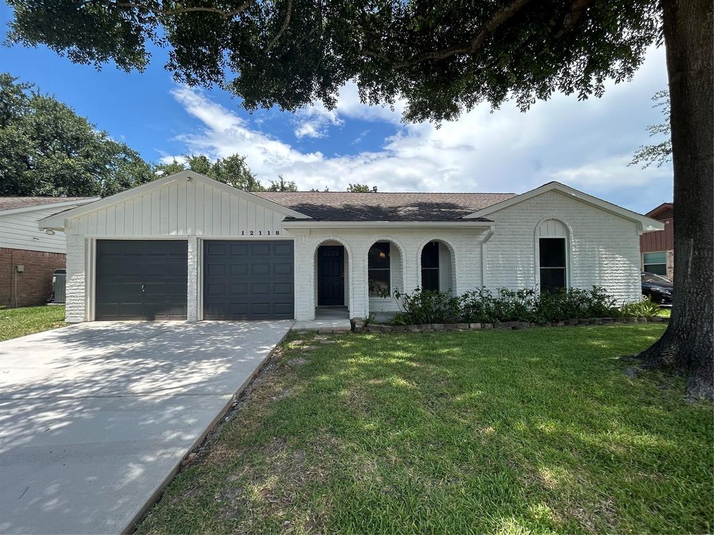 12118 Dorrance Lane, The Meadows, TX 77477