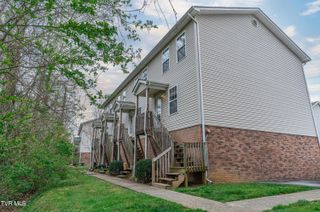 2305 South Greenwood Drive, 25, Johnson City, TN 37604